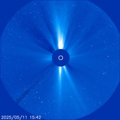 Images of the solar corona